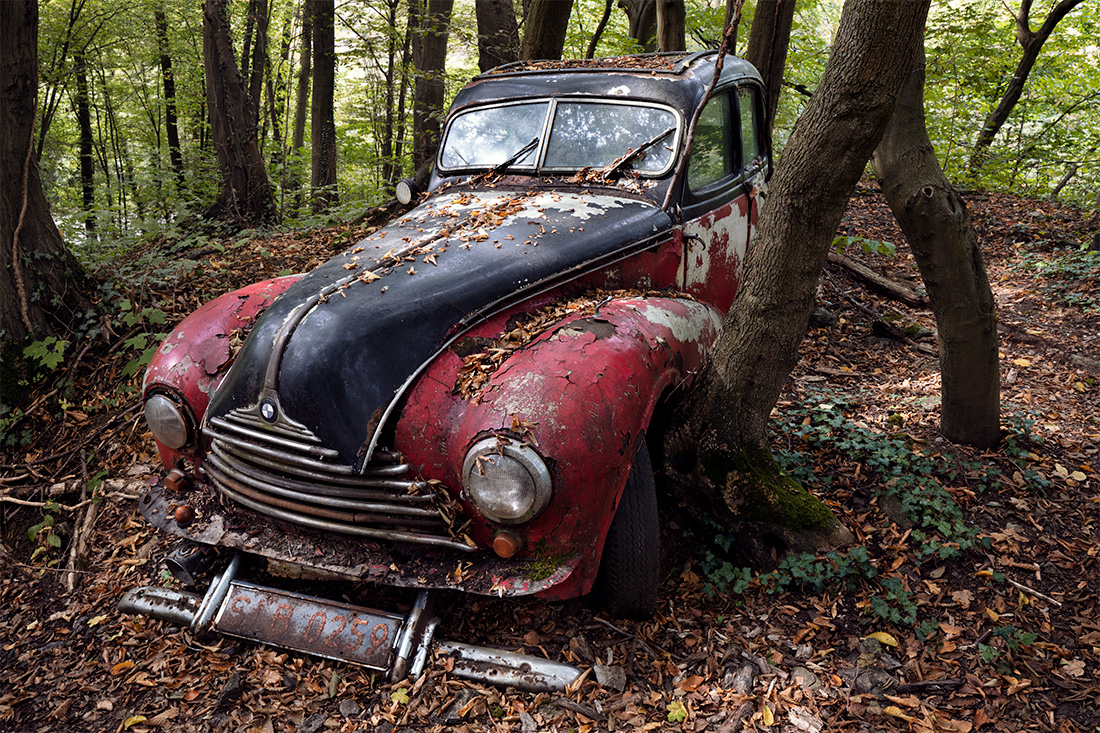 Jan Stel, abandoned cars